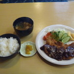 豚珍漢 - ミルフィーユカツ定食　980円
