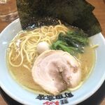 町田商店 - ラーメン (740円)