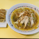 どうとんぼり神座 - ○餃子　○ゆず香る鶏塩ラーメン