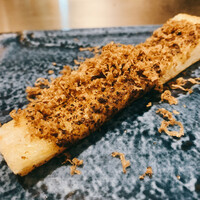 カルネジーオ イースト - 