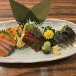 Hanakoma - 刺身3点盛り 1280円