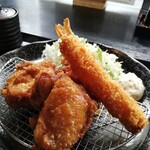 Sakudaira Shokudo - Close-up of Chicken Kara-age and Shrimp Fry Set Meal