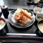 Sakudaira Shokudo - Kara-age and Shrimp Fry Set Meal