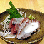 天ぷら処 こさか - お通し（ブリとタコの刺身）（２０１３年１月）