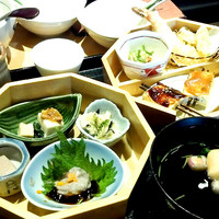 豆富料理と吟醸せいろ蒸し 八かく庵 大阪ステーションシティ店 - 
