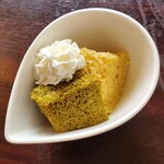 cafe 自休自足 - シフォンケーキのデザートもついてました