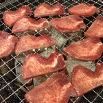 Yakiniku Yakiniku Yagen - 塩タン