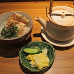 五十六屋 - 鶏ガラ茶漬けです