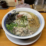 Chuukasoba Hanzawa - 牡蠣出汁ラーメン(醤油) 1100円　麺大盛り 100円