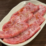 炭火焼肉ホルモン うらら - 