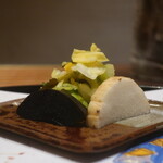 日本料理 幸庵 - 瓜の奈良漬け、山芋、キャベツの漬物
