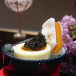日本料理 幸庵 - 半熟ゆで卵キャビア乗せとからすみ餅