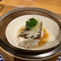 喜記 銀座店 - 鮮魚の香港風セイロ蒸し