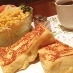 CAFE AALIYA - フレンチトーストランチ800円