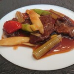 中国料理 桃園 - 黒毛和牛「京の肉」とアスパラ2種炒め