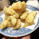 がばちょ - エビ天ソバ（冷）（550円）の天ぷら～