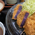 とんかつ 栄ちゃん - 野菜フライはパープルスイート（紫芋）