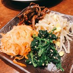 焼肉 静龍苑 - ナムル