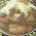 エマール - ビーフカレーＭ\780。身体が元気になるし、味付けもかなりいいです