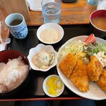 珈琲一族  - 白身フライ定食①