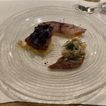 シャントレル - 長万部産ホッキカイ、カツオ、サワラ