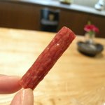 時の宿 すみれ - 売店で売っていたサラミ