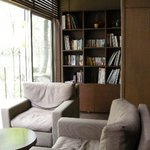 時の宿 すみれ - ライブラリー