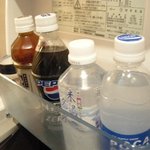 時の宿 すみれ - 部屋の冷蔵庫の品ぞろえ