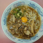 Banri - 徳島ラーメン(=中華そば+肉+卵)