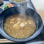 寿多庵 - 熱々の味噌汁