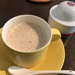 カメイノ食堂 - ジンジャーミルクティー