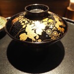 薪鳥新神戸 - お椀（鳥焼売）