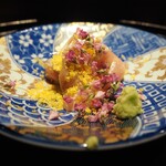 薪鳥新神戸 - 兵庫県産 松風地鶏 鳥刺し（胸肉 & ささみ）（アップ）