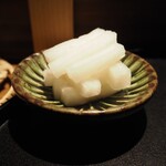 薪鳥新神戸 - 大根の甘酢漬け