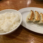 横浜らーめん 吉田家 - 