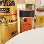 日本橋室町 すもと館 - パルメザンチーズ + トマト七味