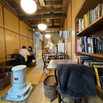 Brown Books Cafe - 店内