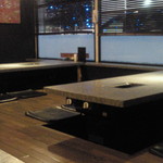 焼肉 煉瓦 - スペース的には広いと言える