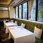 R1 TOKYO Bar&Restaurant - 