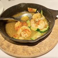 R1 TOKYO Bar&Restaurant - 