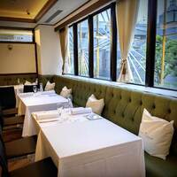 R1 TOKYO Bar&Restaurant - 