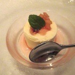 SINC BISTRO - お店からのサービスデザート