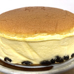 りくろーおじさんの店 なんば本店 - ふわとろ。軽いけど濃厚