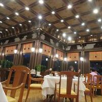 ザ・フジヤ - 内観