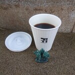 セブンイレブン - ドリンク写真:ホットコーヒー（レギュラー）100円