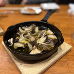 ワイン酒場。LONGING HOUSE 軽井沢 - 