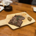 ワイン酒場。LONGING HOUSE 軽井沢 - 