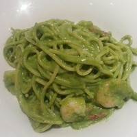 RIGOLETTO KITCHEN - 小海老とバジルのパスタ。
