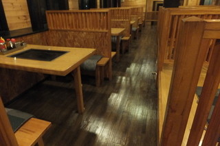 Takasago Sha - テーブル席は5席ご用意しております。