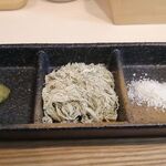 麺処 隆 - わさび、とろろ昆布、岩塩